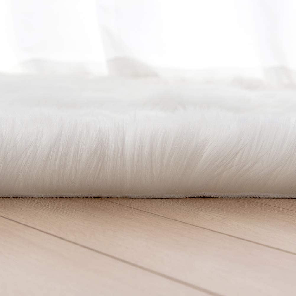 6X9 White Shaggy Faux Sheepskin Area Rug – Large Soft Fluffy Fur Carpet for Bedroom, Living Room, Bedside, or Nursery Decor